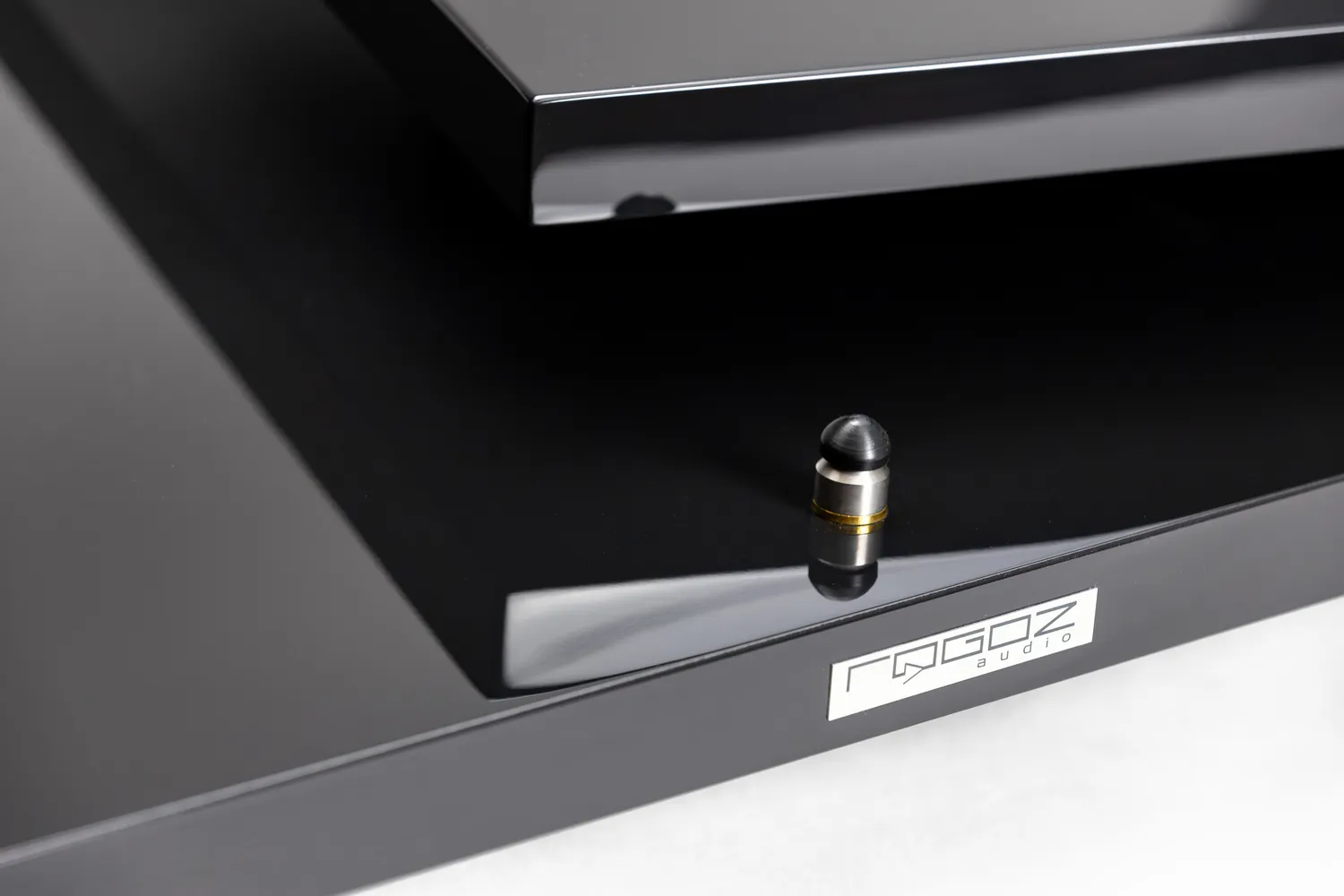 Rogoz Audio 3RP1/BBS vibrationsplatform 40 mm sort højglans