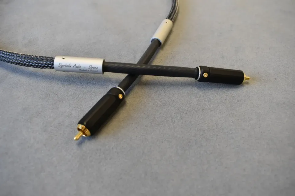Dyrholm Audio Draco Digitalkabel XLR RCA Furutech UPOCC