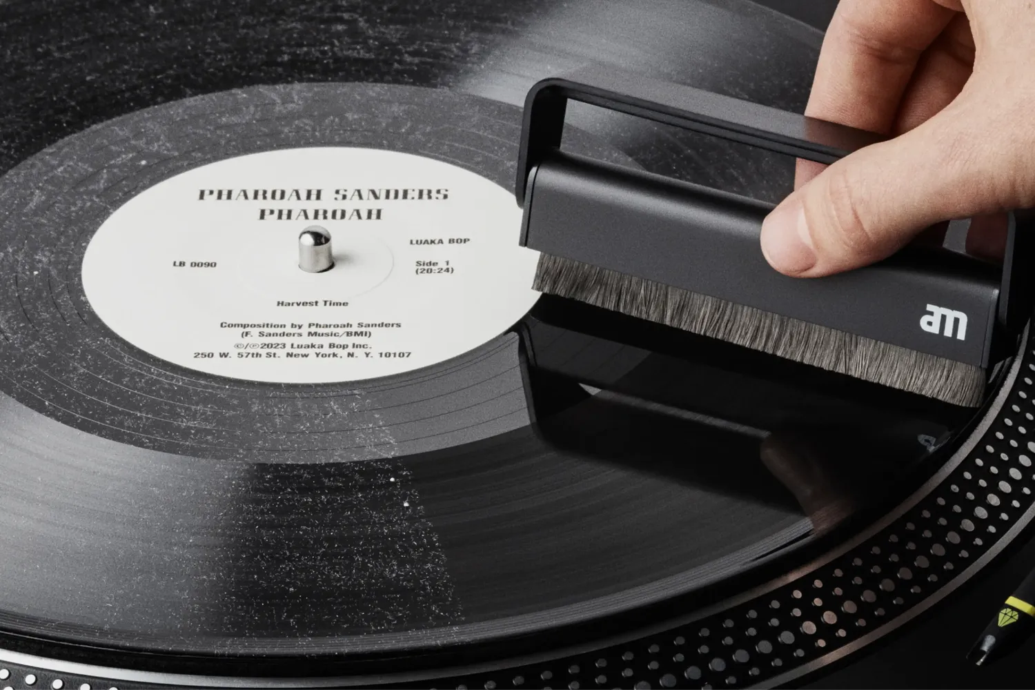 AM Komplet rensesæt til vinylplader med børste og 200 ml pladerens