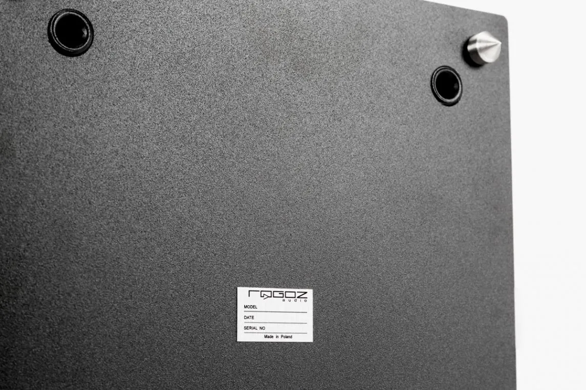 Rogoz Audio 4QB80-M30 højttalerstandere til Harbeth Monitor 30